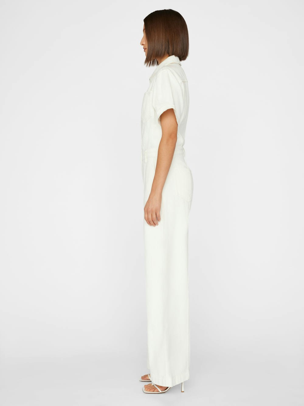 jumpsuit side view alt:fit1